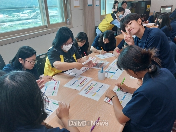 성주군청소년상담복지센터, 아웃리치 사업 ‘이동상담실 운영’