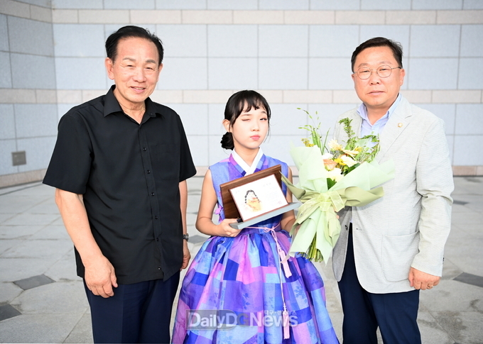 문경시, 문경트롯가요제 수상자 등 홍보대사 위촉