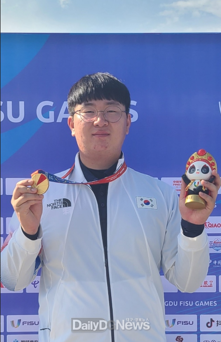 '제31회 청두하계세계대학경기대회(유니버시아드)'에서 대회 2관왕을 차지한 계명대학교 서민기 선수. (사진=계명대 제공)