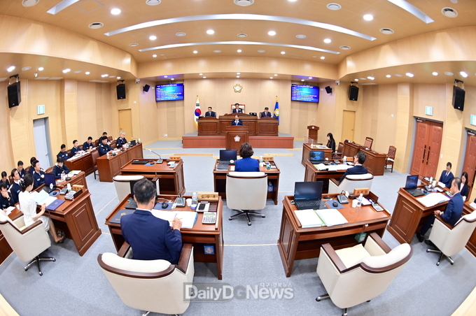 청송군의회 제267회 임시회 개회