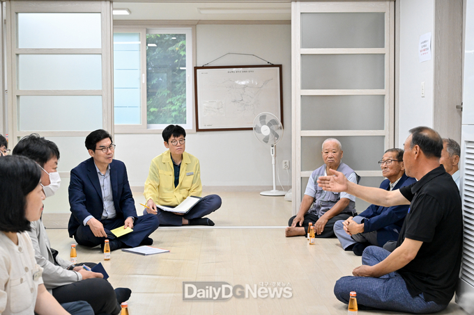 김광열 영덕군수, 관내 243개 경로당 모두 방문해 민심 살펴