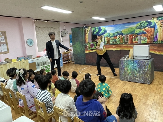울릉군, 어린이급식관리지원센터 식생활‧개선 방문 인형극 실시