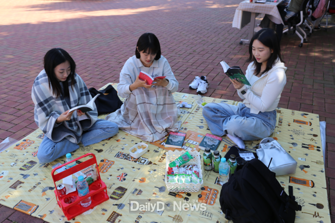 계명대학교. ‘2023 책에 미친 비사야’ 개최 모습. (사진=계명대 제공)