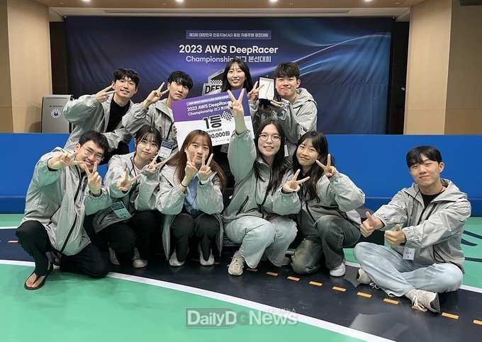 2023 AI융합 자율주행 경진대회에서 1위를 차지한 계명대학교 AJJ팀. (사진=계명대 제공)