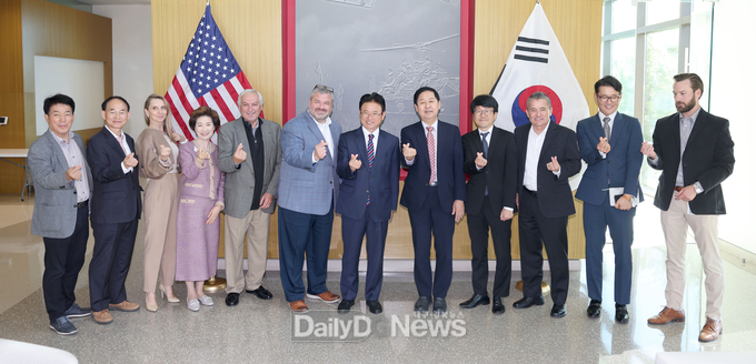 벨 헬리콥터 방문 
