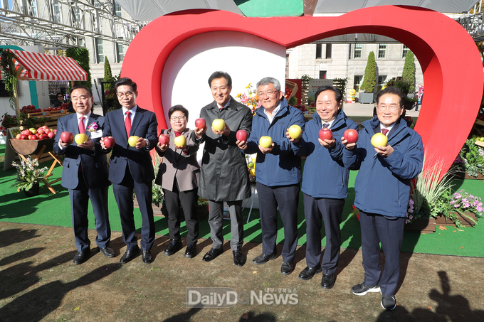 안동시, 서울시청 광장서 안동사과 홍보