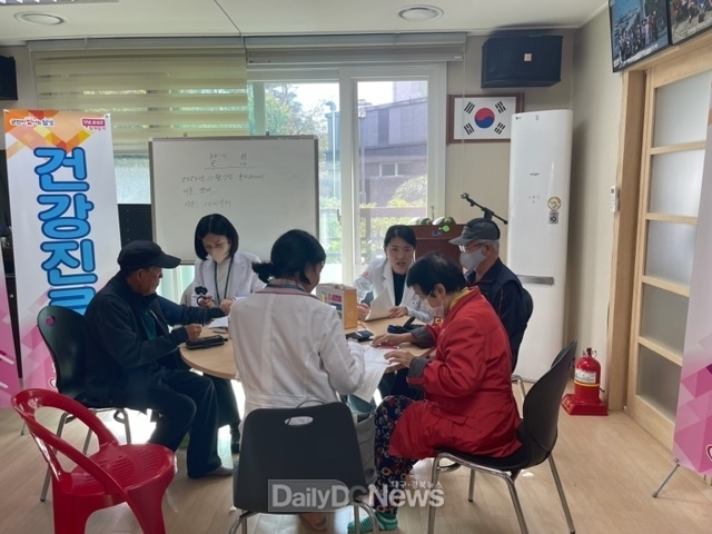 달성군. ‘찾아가는 이동종합복지서비스’ 실시 모습. (사진=달성군 제공)