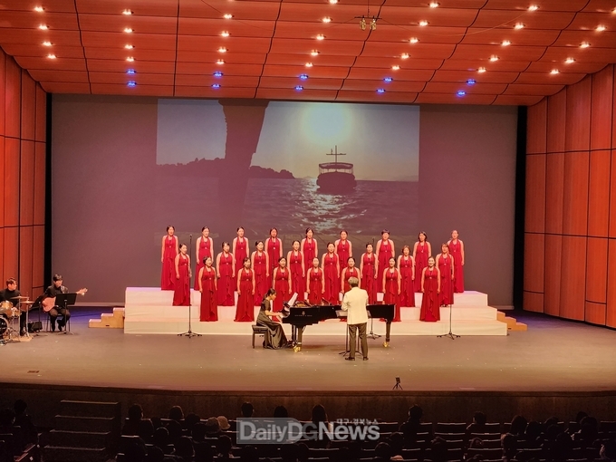 제32회 구미시새마을여성합창단 정기연주회 개최