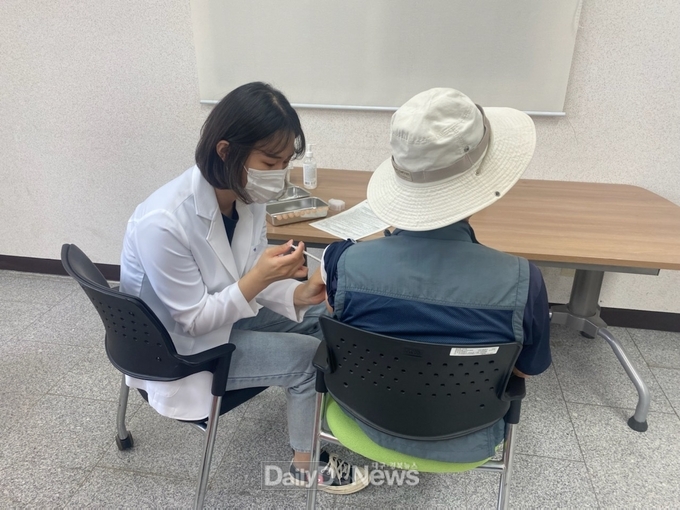 영천시, 발로 뛰는 코로나19 접종 시행