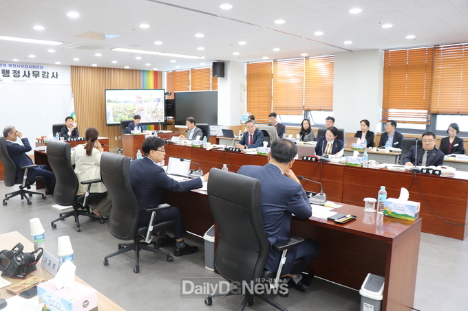 경북도의회 문화환경위원회, 경북문화재단 행정사무감사 실시