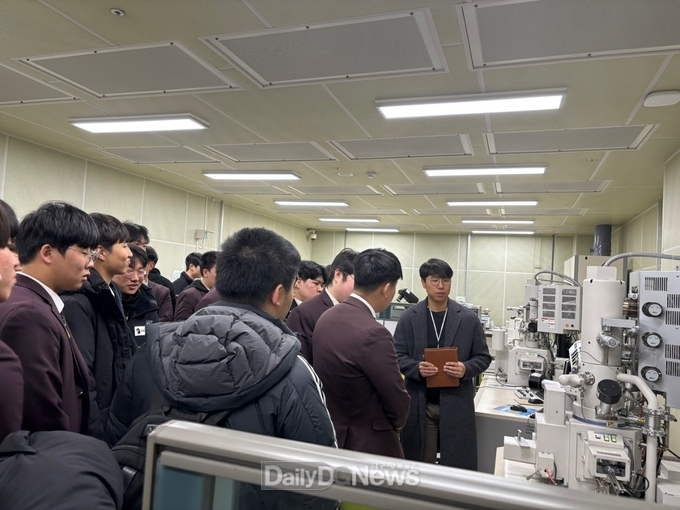 구미시 마이스터멘토단, 금오공고 학생들과 산업현장 견학