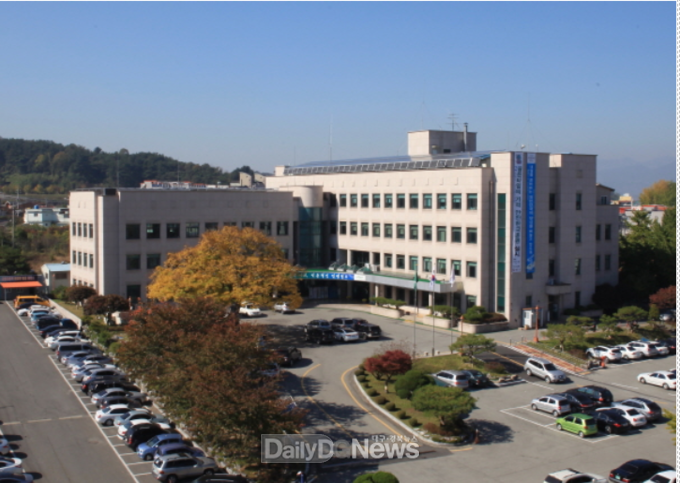 청도군청 전경