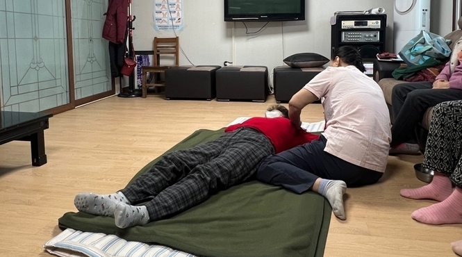 장애인일자리사업 통한 경로당어르신 안마서비스 제공