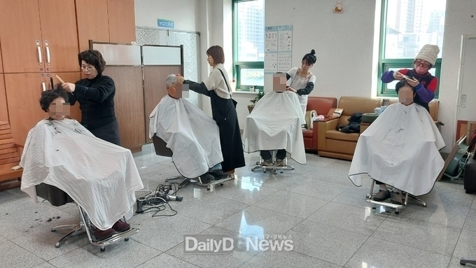경산시, 국가유공자 및 유가족 위한 ‘사랑의 이·미용 봉사’