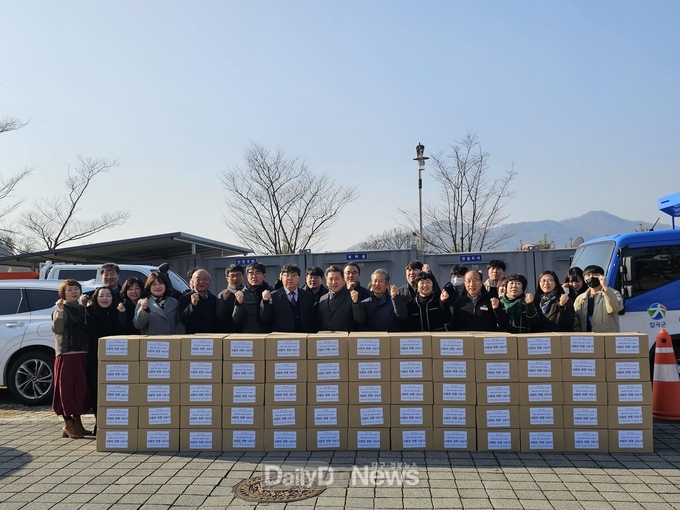 칠곡군 왜관교회, 사랑의 생필품박스 120박스 기탁