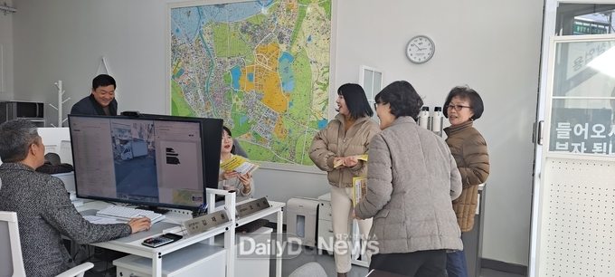 경산시 북부동 주민자치위원회, 문전수거 홍보 실시
