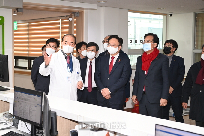 조규홍 보건복지부 장관 송언석 국회의원과 함께 김천시 현장 방문