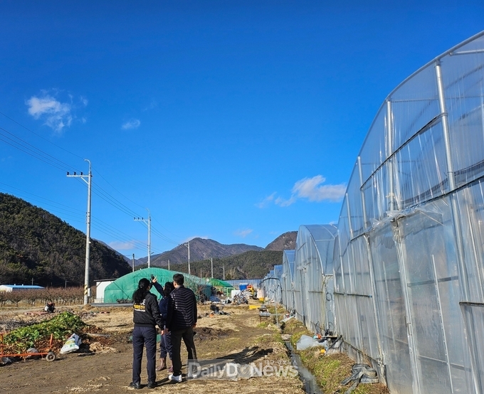 청도서, 딸기, 미나리 수확철 절도 예방 활동 전개