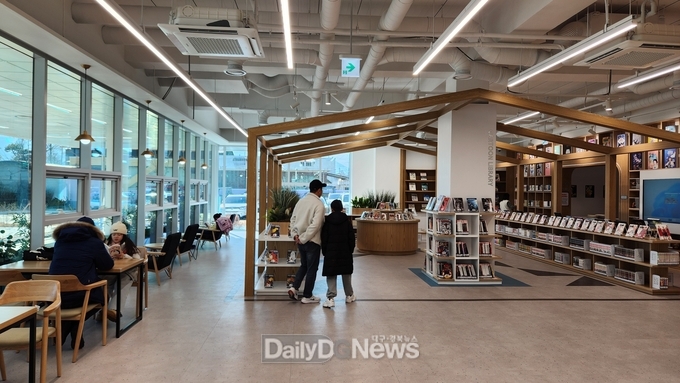 상주시, 만화가 있는 시립도서관 조성