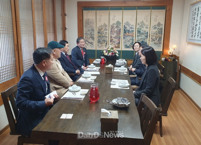 유국희 원안위원장 만나 삼중수소 누출 대책 등 현안사업 논의