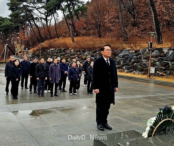  포항 남·울릉 최용규 예비후보,충혼탑 참배로 선거 승리 굳은 의지 다져 