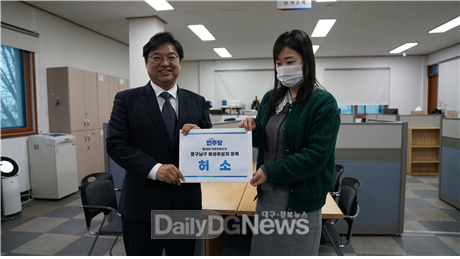 허소 더불어민주당 중구남구 전. 지역위원장 제22대 국회의원선거 대구 중구남구 선거구 예비후보 등록 모습. (사진=허소 예비후보 제공)