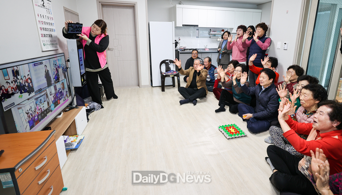 행복선생님과 함께 하는 미니운동회와 해피 레크리에이션