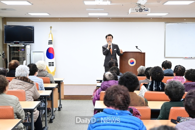 복지대학 학생들을 대상 특강 실시