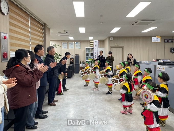 벽진어린이집 병아리들의 정월대보름 지신밟기 행사