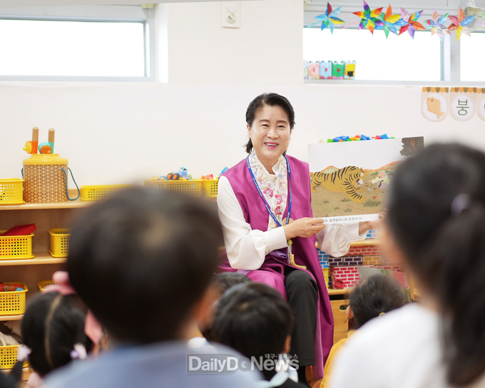 한국국학진흥원 제공)임혜숙 이야기할머니 활동사진(13기, 인천)