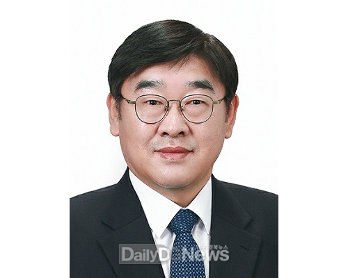 사단법인 기본사회 전재문 부이사장