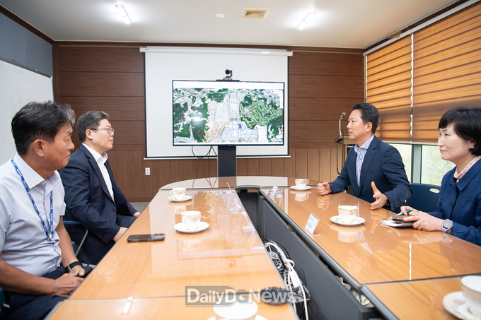  덕우전자(주) 방문