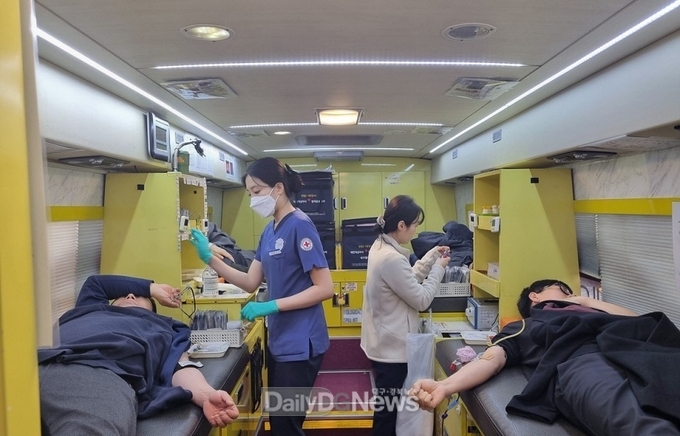 울진군 생명의 나눔을 꽃피우다 사랑의 헌혈 실시