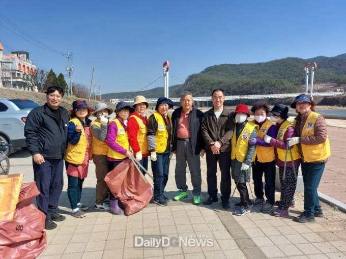 효령면 적십자봉사회 환경정화활동 실시