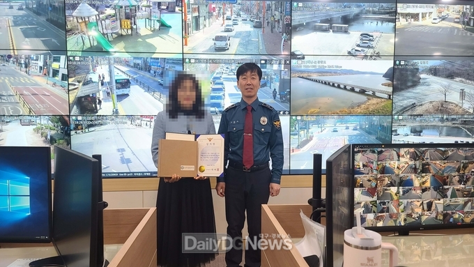 상주시 CCTV통합관제센터 관제요원 상주경찰서장 감사장 수여