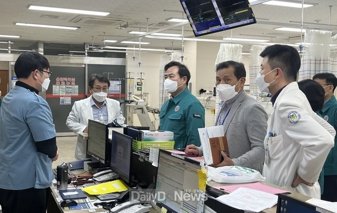 김학홍 행정부지사, 비상진료체계 현장 점검