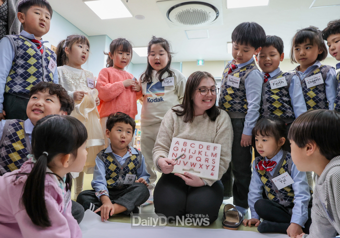 의성군, 경북 지자체 최초 어린이집 원어민 영어교실 운영