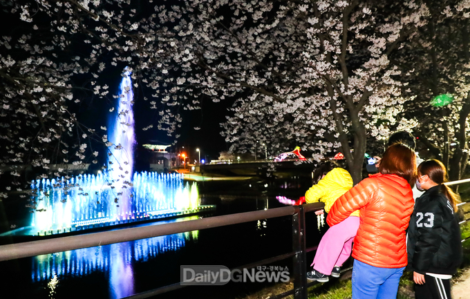 ‘남대천 음악분수’
