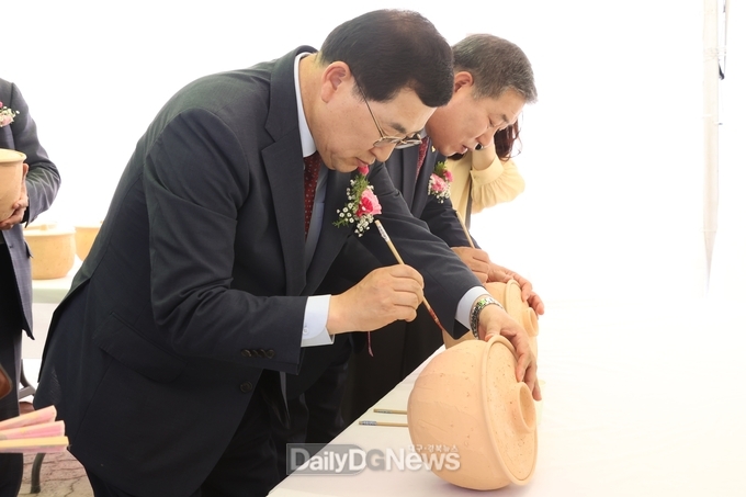 지난해 도자기 축제 현장 사진
