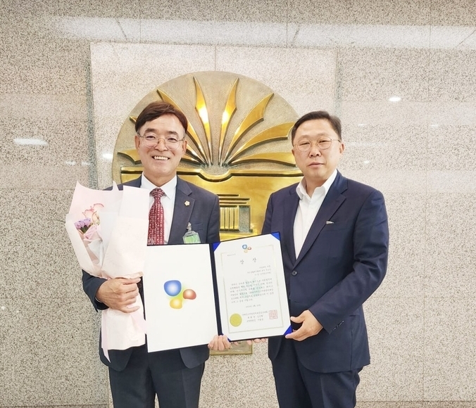 문경시의회 서정식 부의장,‘거버넌스 지방정치대상’우수상 수상