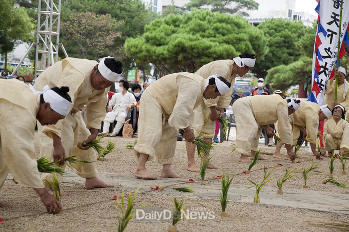 안동저전동농요 정기발표 공연