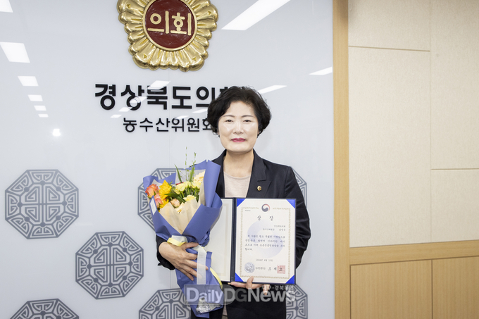 남영숙 도의원, 대한민국 어린이대상 수상