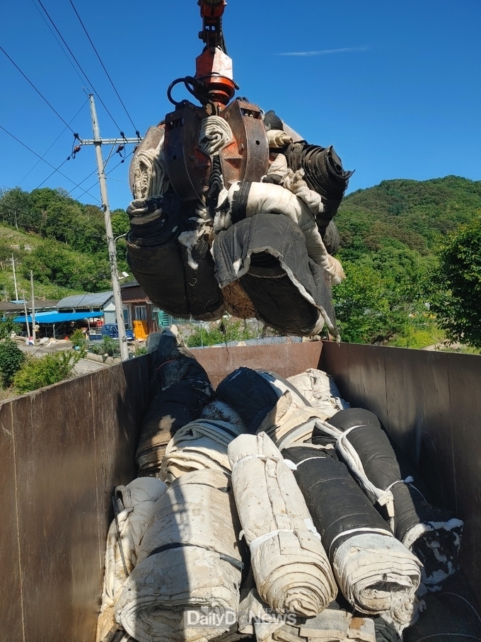 성주군 금수면, 영농폐부직포 수거