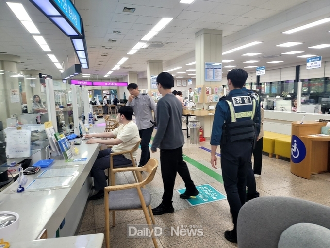 문경시, 특이민원 발생 대비 경찰 합동 모의훈련 실시