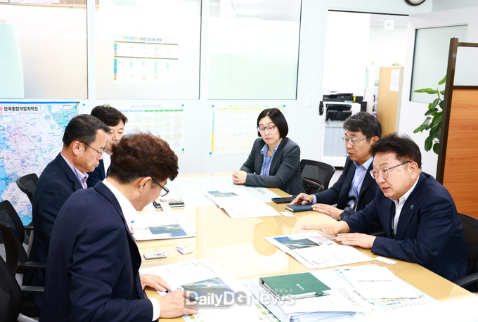 울진군, 발로 뛰는 행정으로 국비확보 총력! 손병복 울진군수, 중앙부처 방문