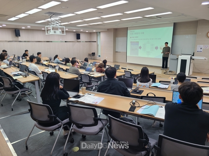 AI 융합 교육대학원 연계 SW-AI 교육․디지털 역량 강화 직무연수 전개