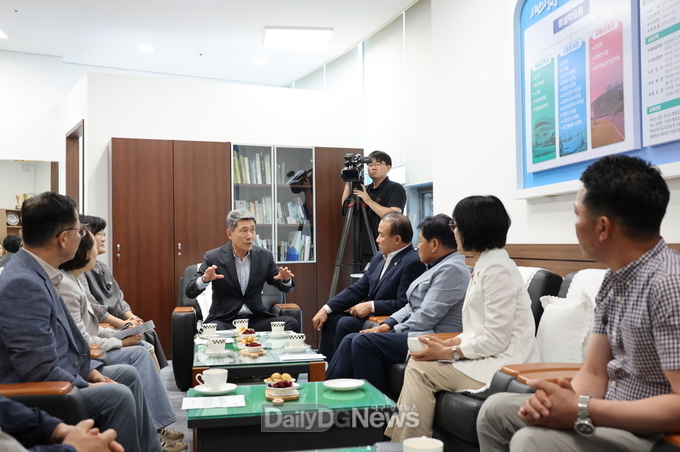 평생학습도시 포항 벤치마킹 왔어요! 예천군의회, 포항시 선진사례 견학