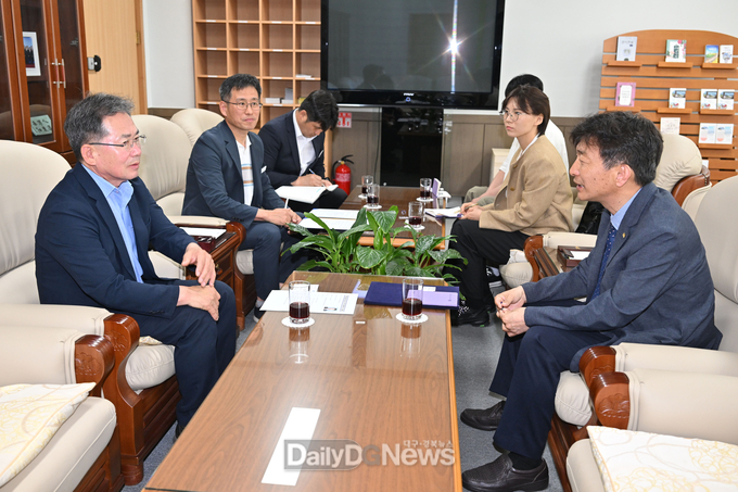 군위군, 한국산업단지공단 대구지역본부와 협력관계 구축