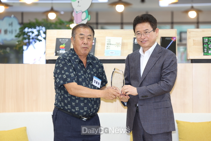 상주시 용하농원 대표, 2024년 경상북도 모범납세자 선정