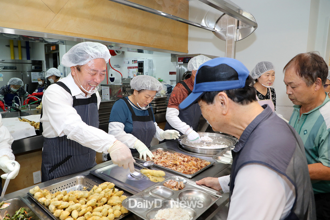 권기창 안동시장, 미래 100년 시작점, 안동댐에서 힘차게 의지 결의